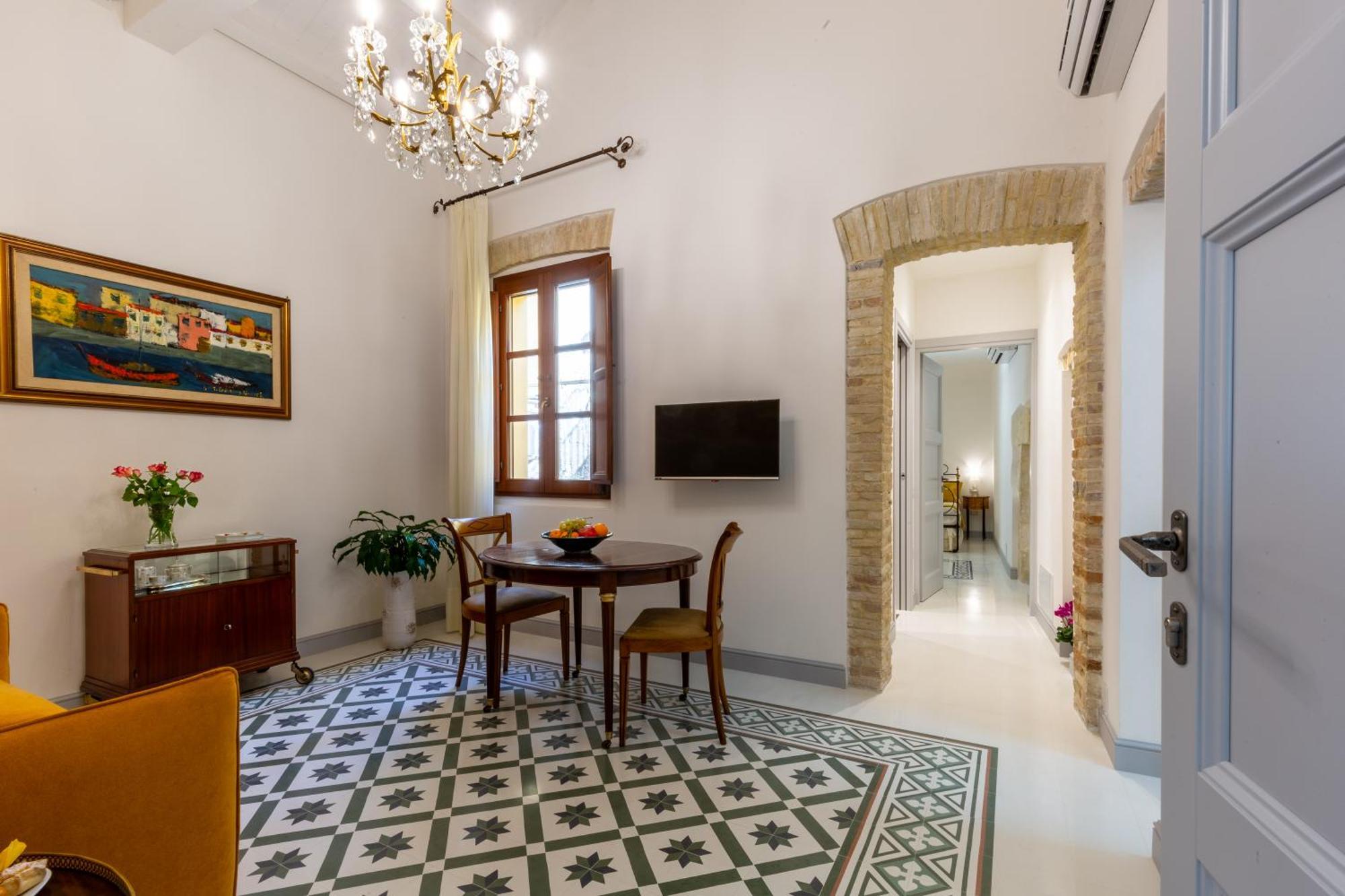 Mch-Marina Charming House Apartment กาญารี ภายนอก รูปภาพ